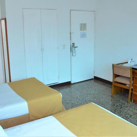 Hotel Villavicencio Plaza 外观 照片