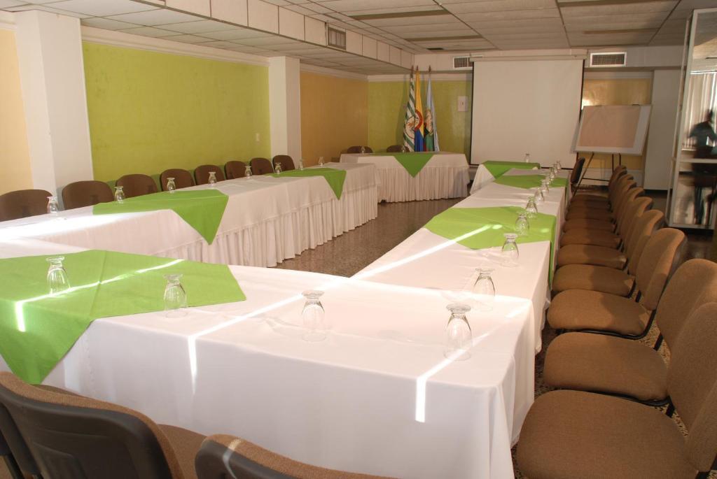 Hotel Villavicencio Plaza 外观 照片