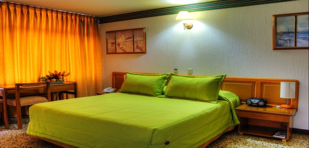 Hotel Villavicencio Plaza 外观 照片