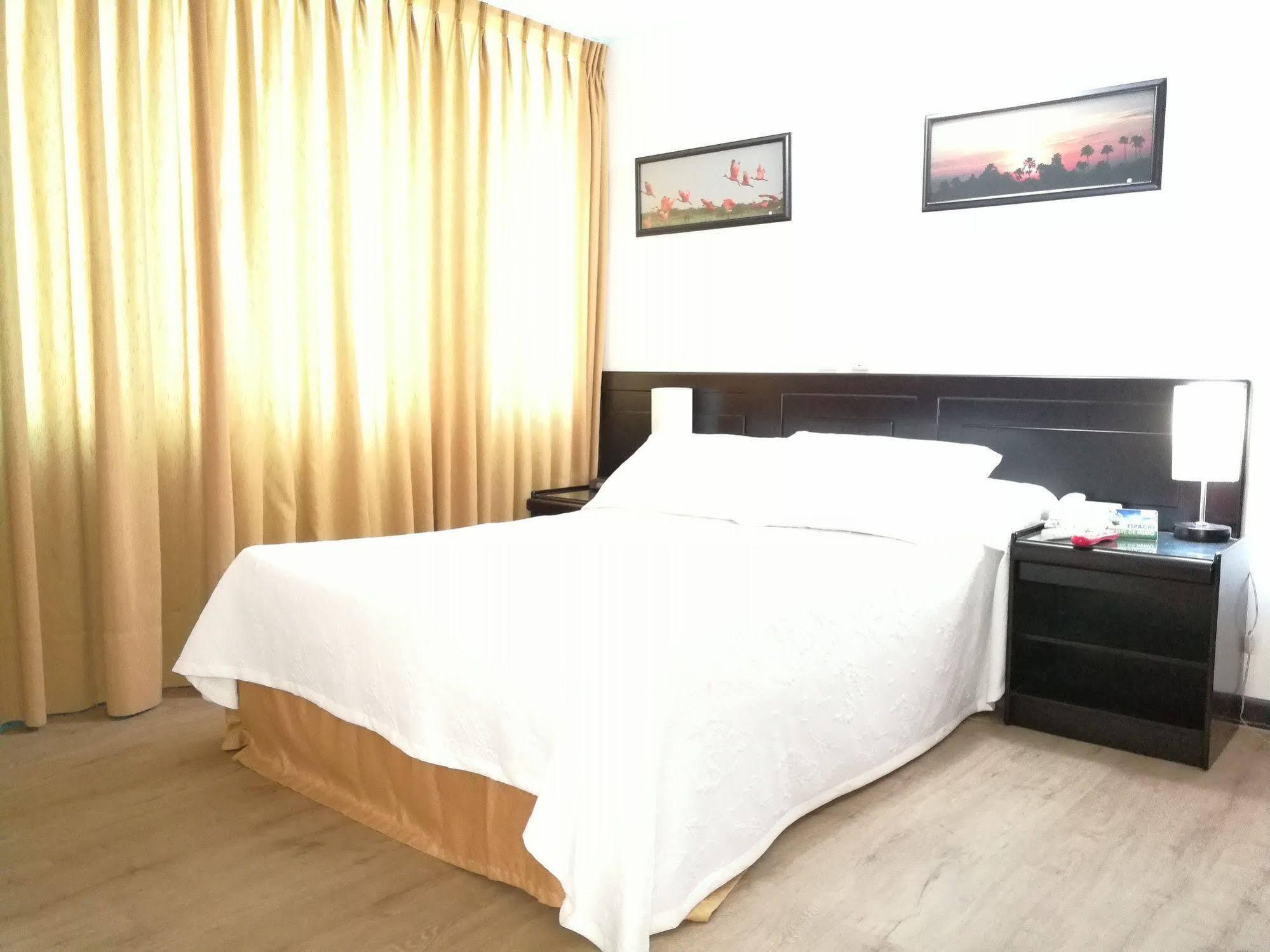 Hotel Villavicencio Plaza 外观 照片